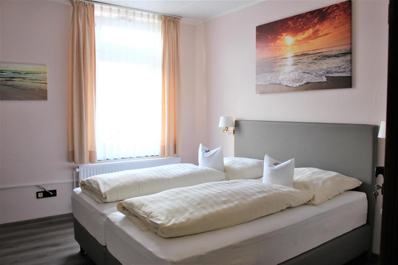 Hotel Schloemer 클로펜부르크 외부 사진