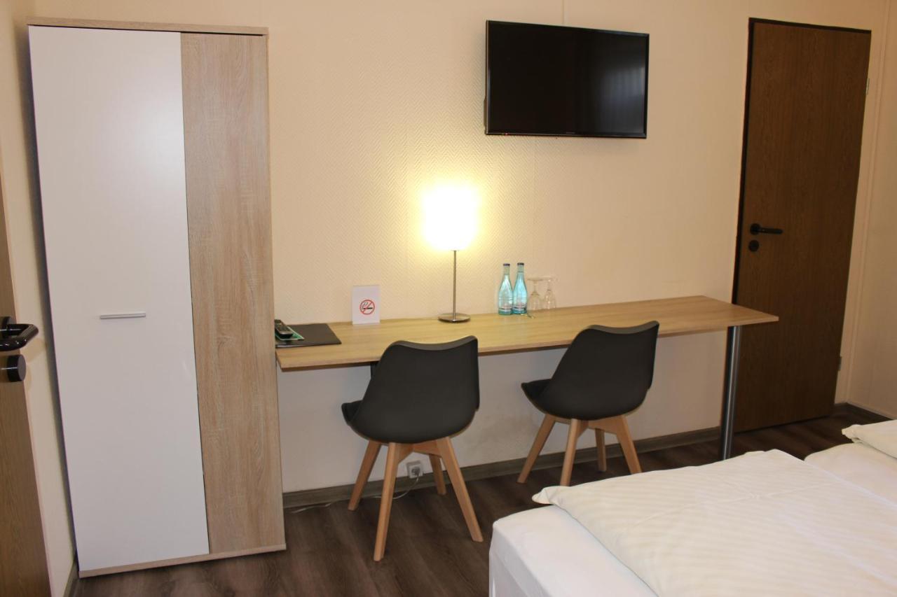 Hotel Schloemer 클로펜부르크 외부 사진