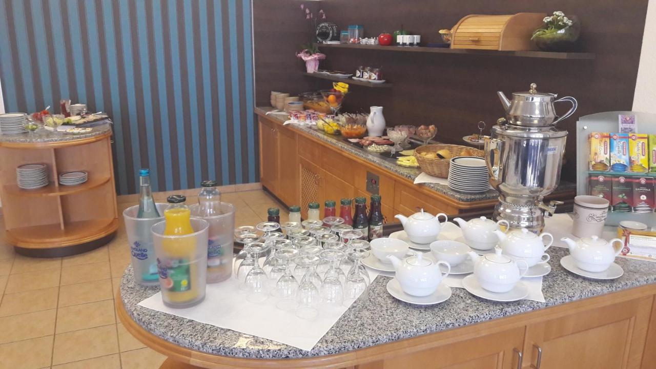 Hotel Schloemer 클로펜부르크 외부 사진