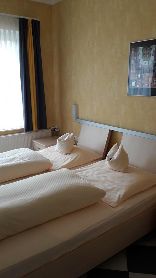 Hotel Schloemer 클로펜부르크 외부 사진